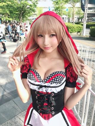 ニコニコ超会議にとんでもない美女コスプレイヤーが光臨してしまう