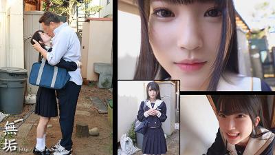 【画像＆動画】 性欲の溢れたエロ過ぎ制服美少女が汗だくになって男を貪る絶倫性交 伊織ひなの