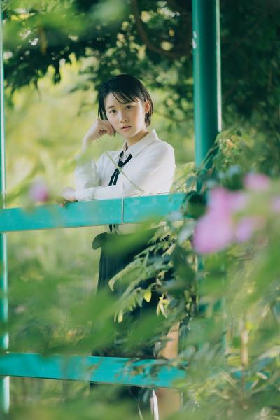 STU48 1期生のショートカット美少女・甲斐心愛、初写真集で隠されていた爆乳を露わにするｗｗ