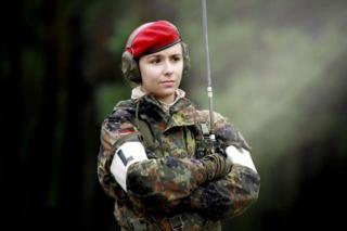 ワールドウーマンソルジャーリアル！世界の女兵士画像