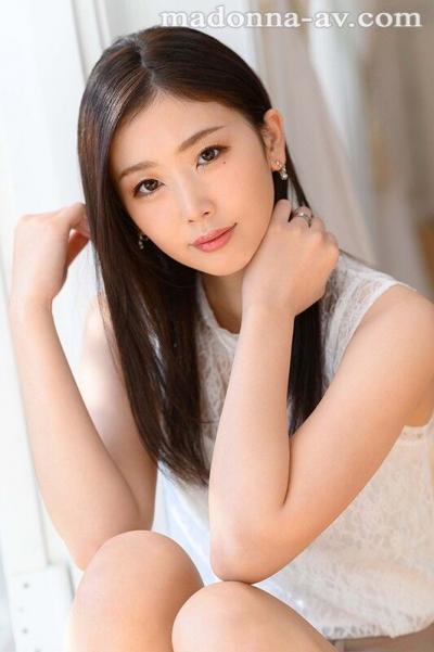 マドンナから2021年の大本命の人妻小松杏がAVデビューするぞ！