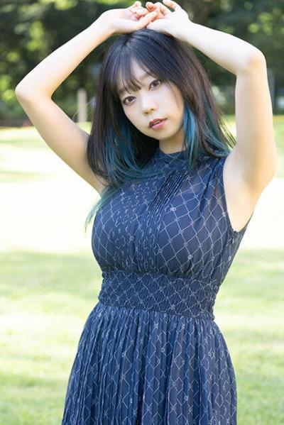 【画像】青山ひかるの爆乳、中２の時に完成されていたｗｗｗ