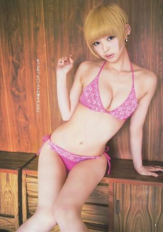 最上もが　小顔で金髪ショートが可愛すぎ！スレンダー美ボディおっぱい画像