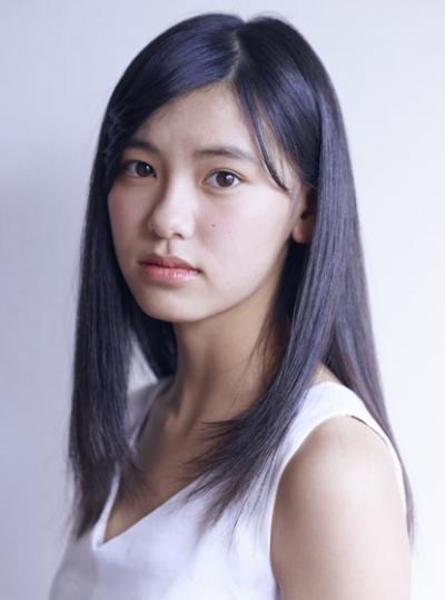 CM美少女・池田朱那(18)再現VTR出演で陸上ユニフォームのオッパイの乳揺れがすごいw