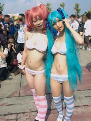 【コスプレイヤーズ 画像】顔は50点だけど露出させると100点な素人達ｗｗｗｗ