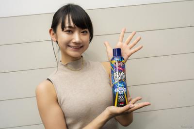 【画像】こんな彼女が「今日はディズニーランドやめて1日車のコーティング作業やろ！」って言ってきたらどうする？