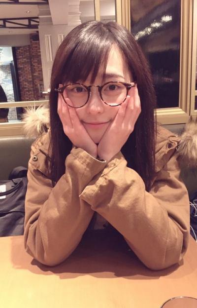 【画像】すっぴんメガネの福原遥ちゃん、即ハメボンバー