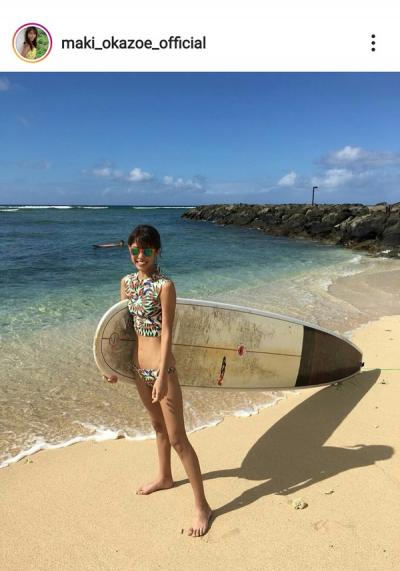 【画像】岡副麻希、“海の日”ハワイでの水着姿に「スタイル抜群」「細い！」