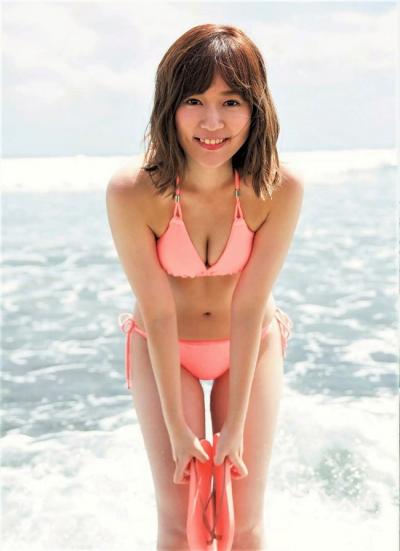 多田愛佳～露出度を大幅アップしたFLASHのグラビアはエロ過ぎて爆発www