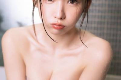 街中で透けパンチラを発見して追跡隠し撮り