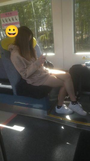 【画像あり】電車内に痴女いたんだが[ image] There was a slut on the train