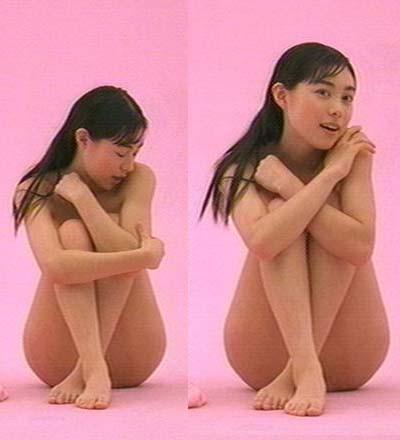 【動画】乳首丸出しの女が出てくるCMって昔流れてたよなｗｗｗｗｗｗ