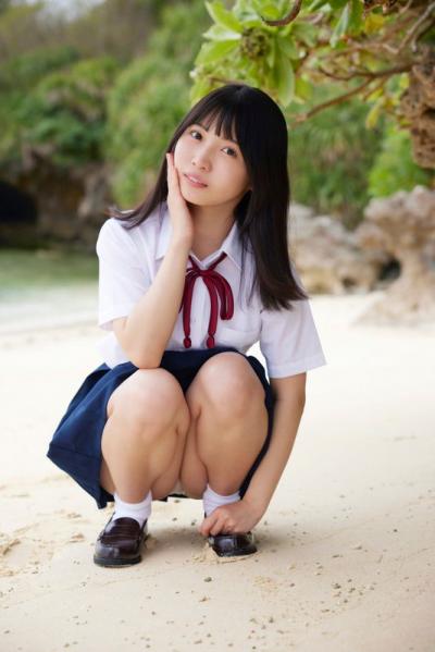 女優になる為アイドルを卒業した雪村花鈴、初めてのDVDデビューでビキニ姿のまま全力でスポーツ披露ｗｗ