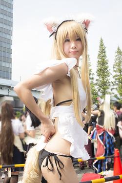 【３次コミケ】最近のコスプレイヤー、エロい衣装に抵抗なさすぎwww【１９枚】