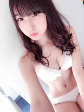 自称おっぱい寄せの達人!!おっぱいなくてもクビレがすごすぎる川崎あやがたまらない(〃ω〃)ﾓｪ!!ｗｗ×32P