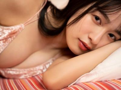 ミスマガジン2020 ミニマム美少女 早川渚紗、1st写真集のグラマラス下乳をがっつり露出した表紙を解禁