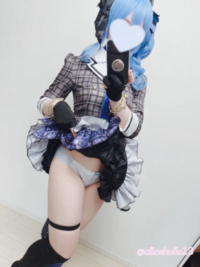 【画像】コスプレ女さん、エッチな太ももを投稿してしまうwwwwwwwwwwwwwww