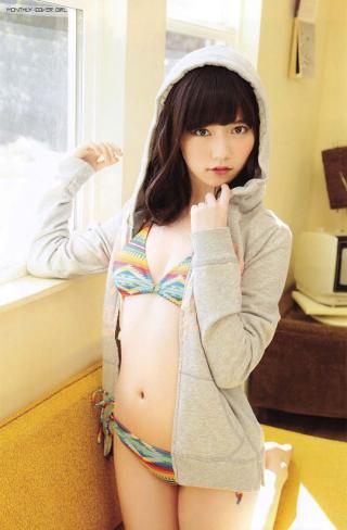 AKB48の島崎遥香が可愛くて萌える水着エロ画像まとめ