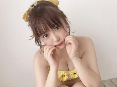 【画像】元SKE48 平松可奈子が今年初の水着姿を披露