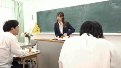 露出癖に目覚めた女教師が大暴走…学校や図書館で痴態を晒しチンポ求める痴女セックスGIF画像