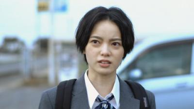 【悲報】カリスマ女優 平手友梨奈さん、激ヤセ。これはもう別人だろ…