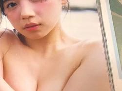 日向坂46齊藤京子が新作写真集の温泉カットで全裸になったセミヌードを解禁