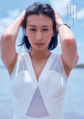 【美BODY、再び】元フィギュアスケート・浅田舞(28)の週プレ水着画像