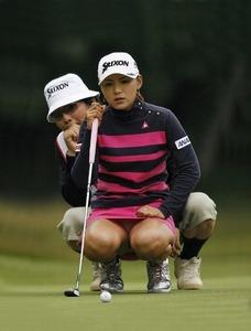 女子オープンゴルフ選手権でうっかりスカートの中がオープンしちゃってるぞｗｗｗ