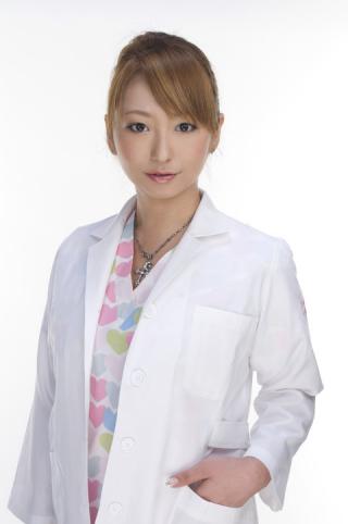 セクシー女医・脇坂英理子さん(35)がテレビで「男性経験は８００人」と大胆告白ｗｗｗｗｗｗ
