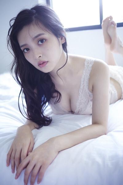 【声優】上坂すみれ（２８）、「ニセ乳ではないことを証明」水着＆ランジェリーセクシーカット写真集を発売する！