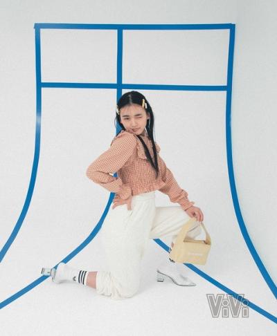 櫻坂46 グループ最年少15歳 山崎天ちゃん、女性誌「ViVi」で抜群スタイル披露！