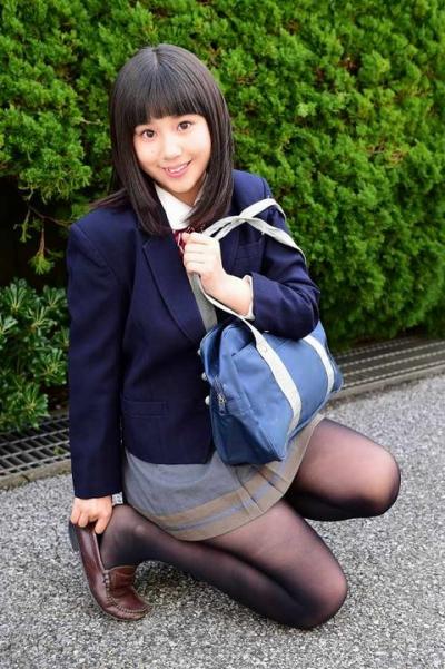 土山紗那 コスプレ画像62枚！制服・ブルマー・レオタードが抜けるグラビア