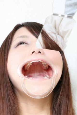 い、挿れるよ・・・梨佳ちゃんの中に挿れる瞬間の画像