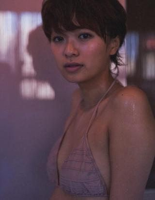 【濡れる】女優・榮倉奈々(29)の水着画像まとめ