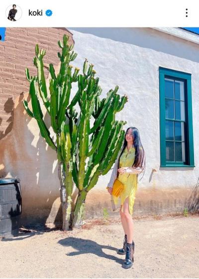 【画像】Koki,、米国からミニドレスの8頭身ショット公開「海外でも引けを取らない」「綺麗すぎる、天使？」