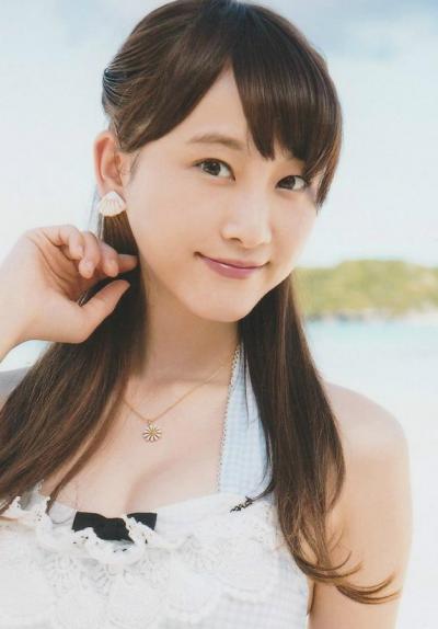 松井玲奈 SKE卒業後も売れっ子の水着、下着、谷間 50枚②