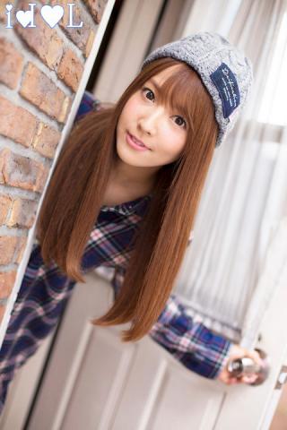 おっぱい綺麗すぎだろ…元国民的アイドル三上悠亜ちゃんの可愛くてエロすぎるヘアヌードグラビア画像！