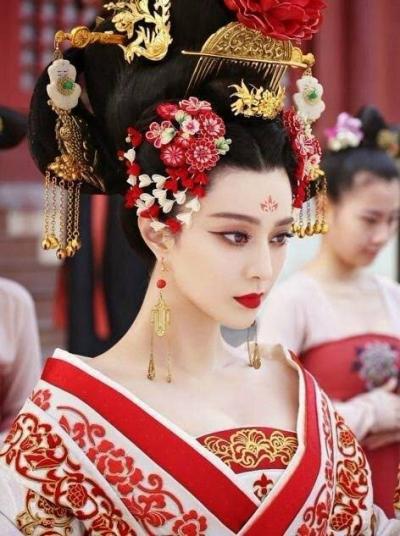 中国トップ女優の美しさがレベチすぎるｗｗ