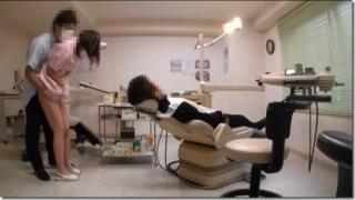【歯科衛生士 陵辱レイプ】患者がいる横で可愛い歯科衛生のマンコにバイブ入れたりセックスしちゃう変態歯科医の鬼畜動画ヤベェｗｗ
