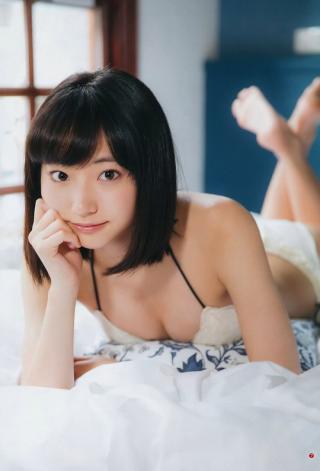 武田玲奈のヤンジャン台湾ロケの美乳エッチ画像が零れ落ちそうな柔らかさｗｗｗ