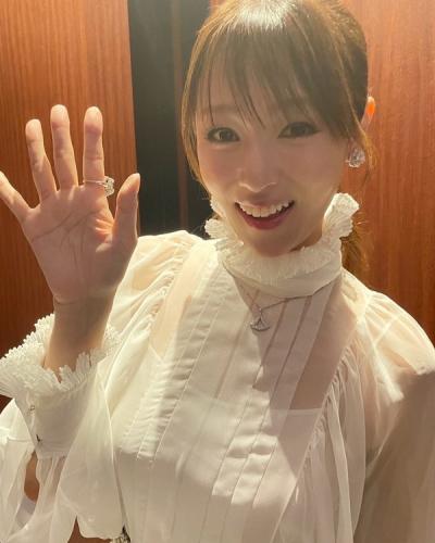 【画像】深田恭子、胸元透け感純白ドレスに「世界一可愛いお姫さま」「無敵な可愛さ」