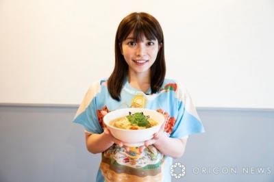 元AV女優の上原亜衣さん、人気ラーメン店とコラボ  『あいの潮らーめん』を限定販売