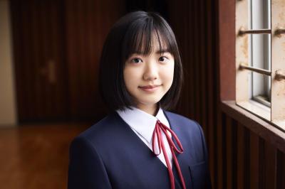 【女優】芦田愛菜（１７）、出るところはしっかと出た「S字ライン」にクッキリ急成長！