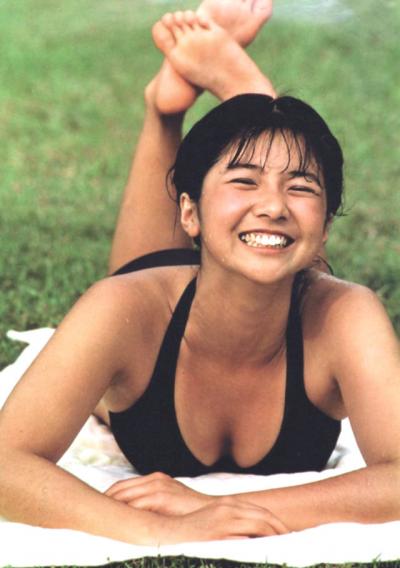 宮崎美子 Dカップの水着画像49枚！若い頃の水着姿が思ったよりエロい！