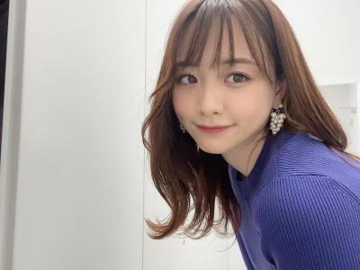 【女子アナ】森香澄アナ、制服姿でお〇ぱいをバインバインさせてる！w