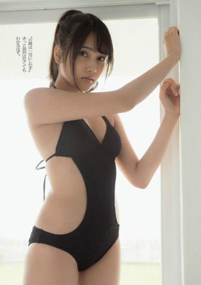 【元AKB48】入山杏奈（２６）、「身体の2/3が脚！」身長が180cmはありそうなビキニ姿披露！