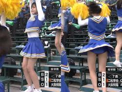 高校野球、ニ松学舎高校の美少女JKチアがターンして青ブルマ丸見え