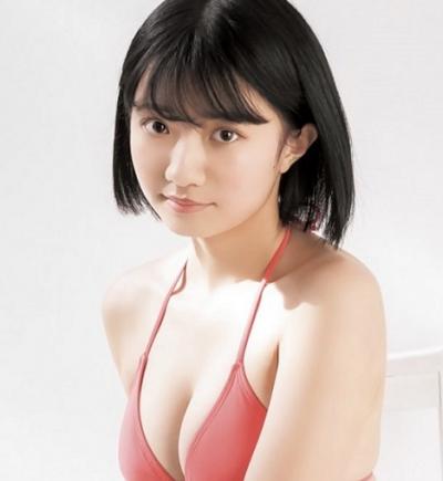 石井優希　最新グラビア水着画像　24枚