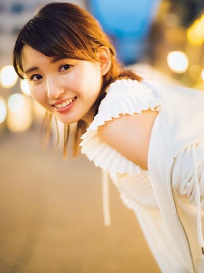 ソロ写真集が大ヒット！乃木坂46 井上小百合ちゃんの貴重な水着グラビア画像！