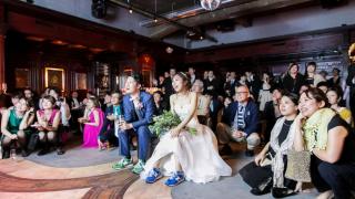 【結婚式パンチラ】結婚式でパンチラしてるのをウエディングパンチラって言うんだってｗｗｗｗ